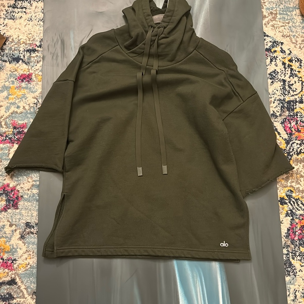 Alo yogo green hoodie
